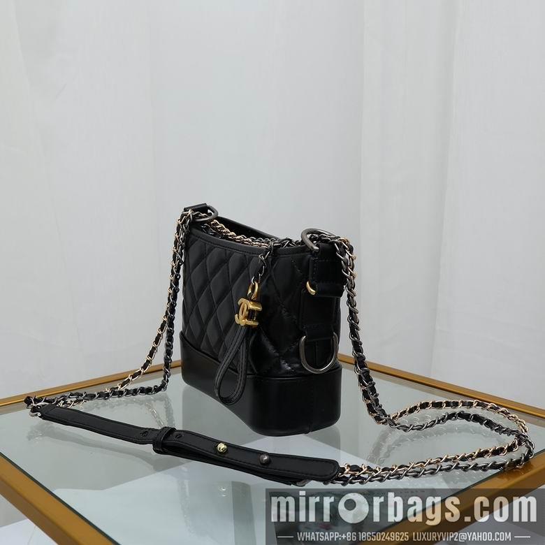 1:1 Replica Chanel Bags 6683 20cm YG 2colour