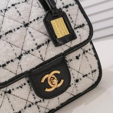 1:1 Replica Chanel Bags 22K 3319 18X7X17cm WO 2colour