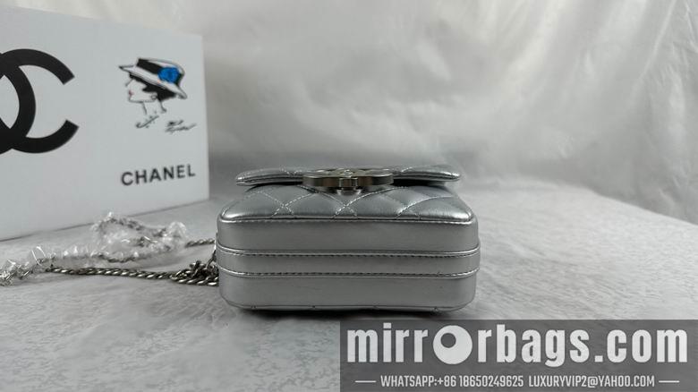 1:1 Replica Chanel Bags 605 12X16X3.5cm WO 3colour