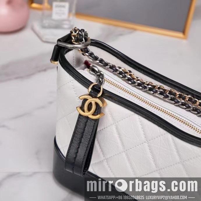 1:1 Replica Chanel Bags 221111 20cm WO