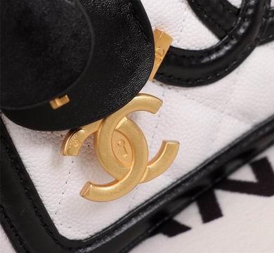 1:1 Replica Chanel Bags 8058 21X16X10cm WO