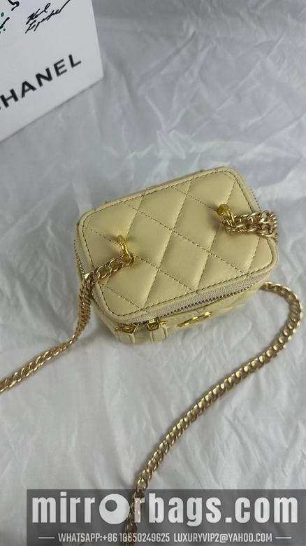 1:1 Replica Chanel Bags 740 13X10X9cm WO 3colour