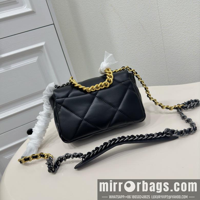 1:1 Replica Chanel Bags Chanel 6614 20cm zy