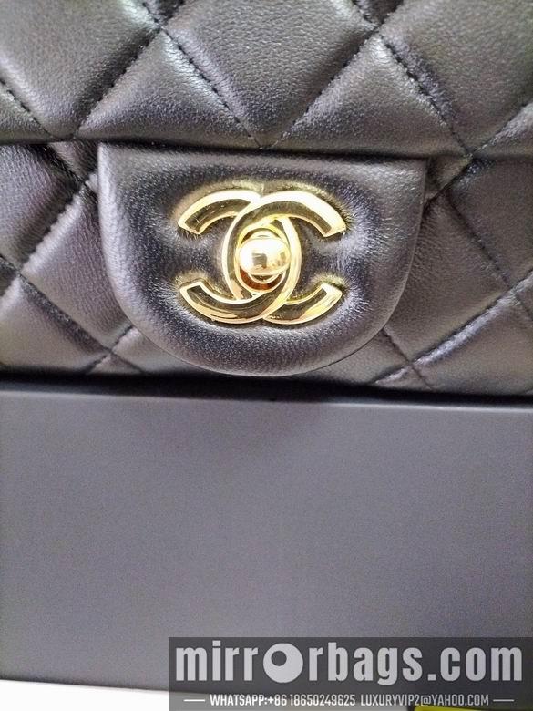 1:1 Replica Chanel Bags 9025 18X13X7cm WO
