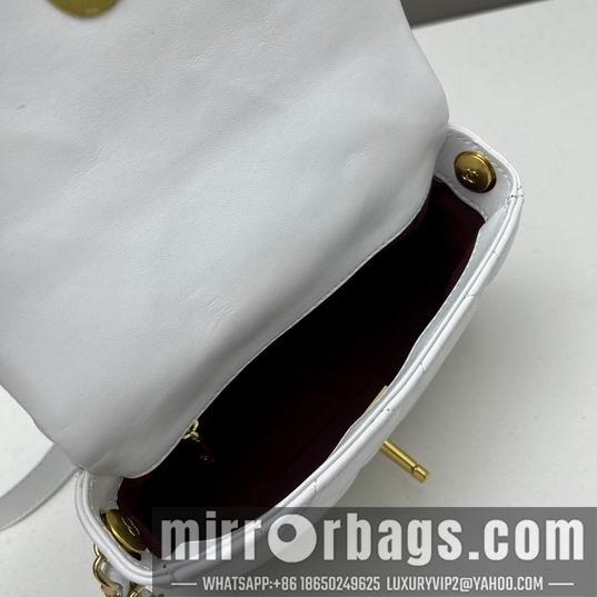 1:1 Replica Chanel Bags Chane1 742 18x13.5x5.5cm ww
