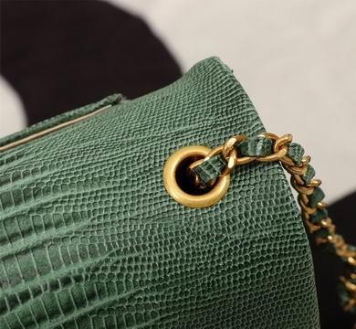 1:1 Replica Chanel Bags 8942 13X20X7cm WO