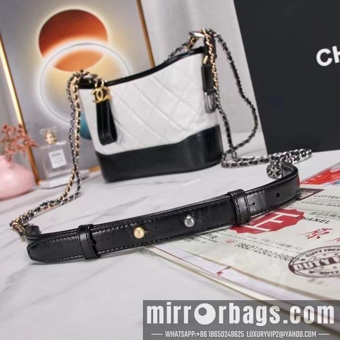 1:1 Replica Chanel Bags 221111 20cm WO