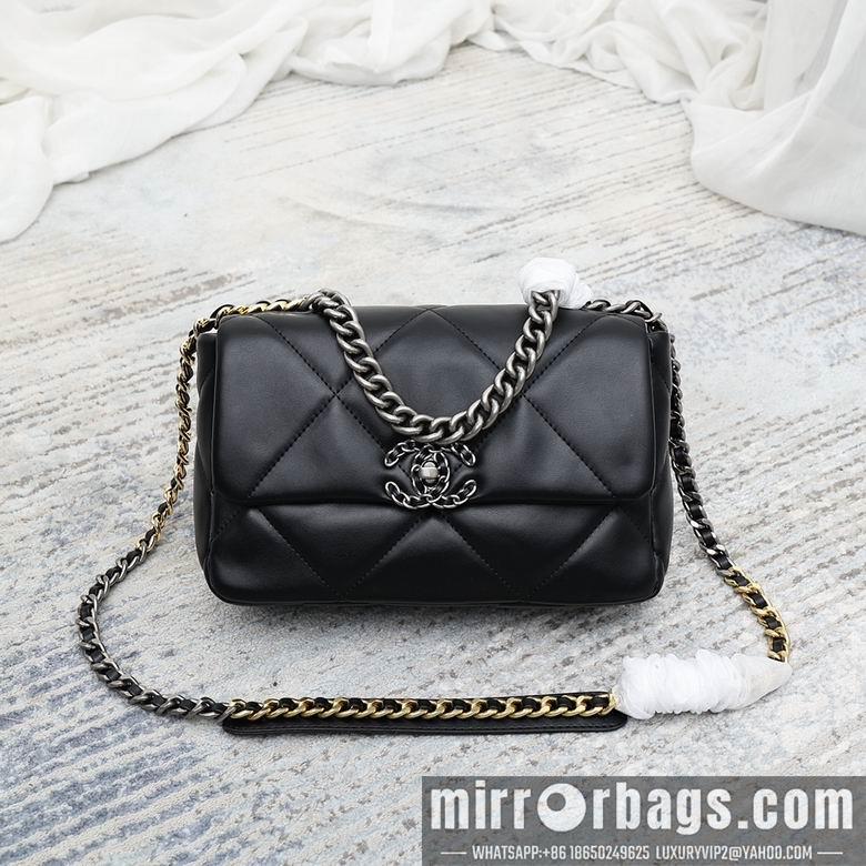 1:1 Replica Chanel Bags WO6021 26cm