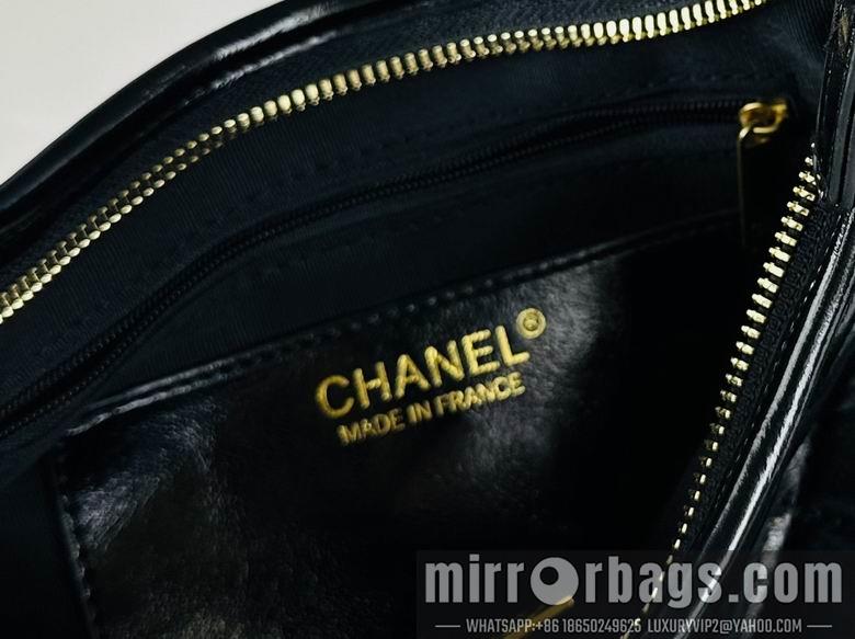 1:1 Replica Chanel Bags 9022 31X21X7.5cm XMY 2colour