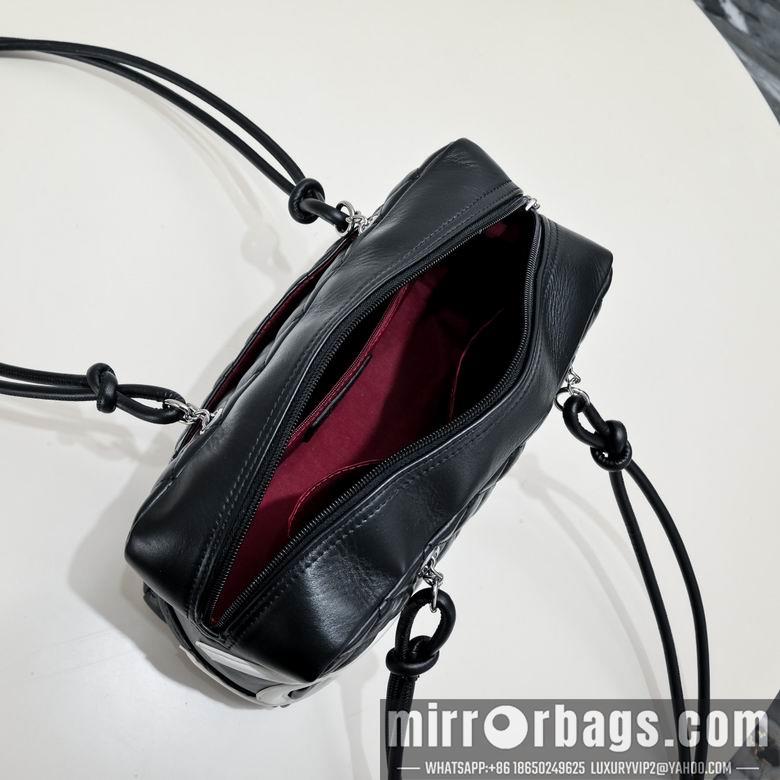 1:1 Replica Chanel Bags 9121 28X16X10cm WO 3colour