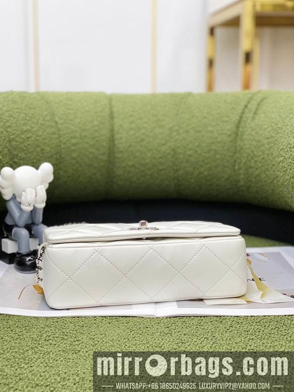 1:1 Replica Chanel Bags SS2023 22cm YG 2colour