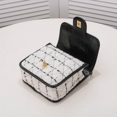 1:1 Replica Chanel Bags 22K 3319 18X7X17cm WO 2colour