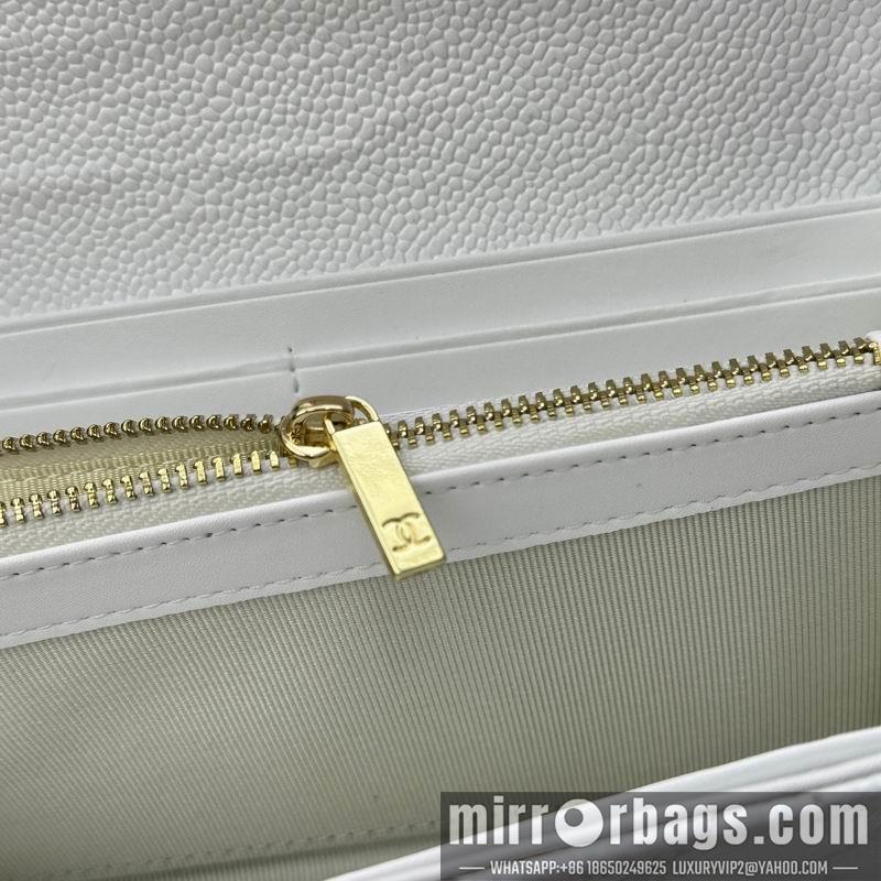 1:1 Replica Chanel Bags Chanel 8002 19x10cm zy