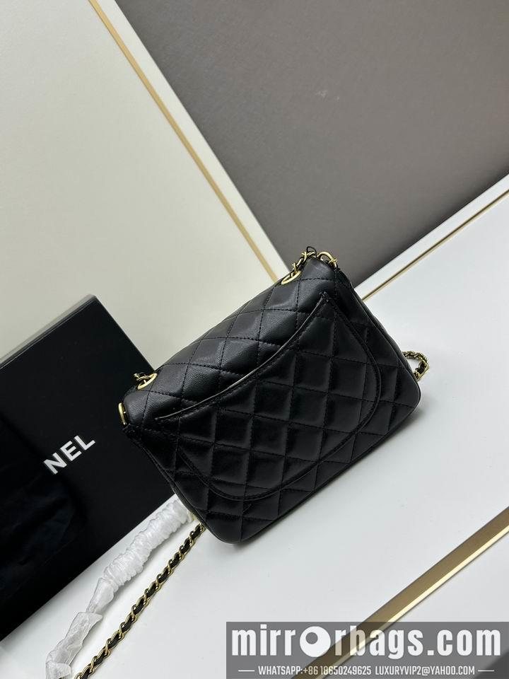 1:1 Replica Chanel Bags Chanel 5112 13x18x7cm jj