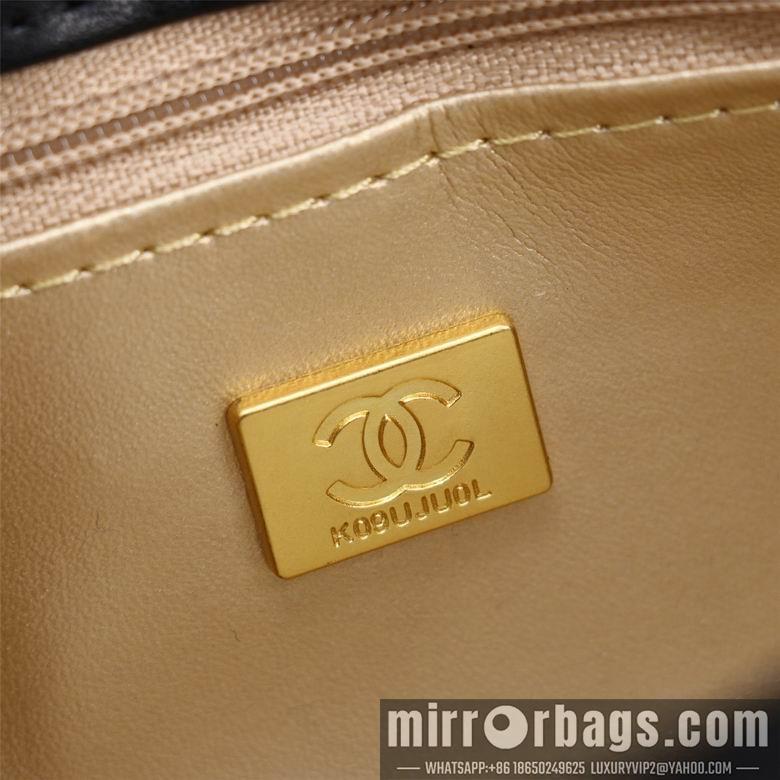 1:1 Replica Chanel Bags 8805 23X15X7cm XMY