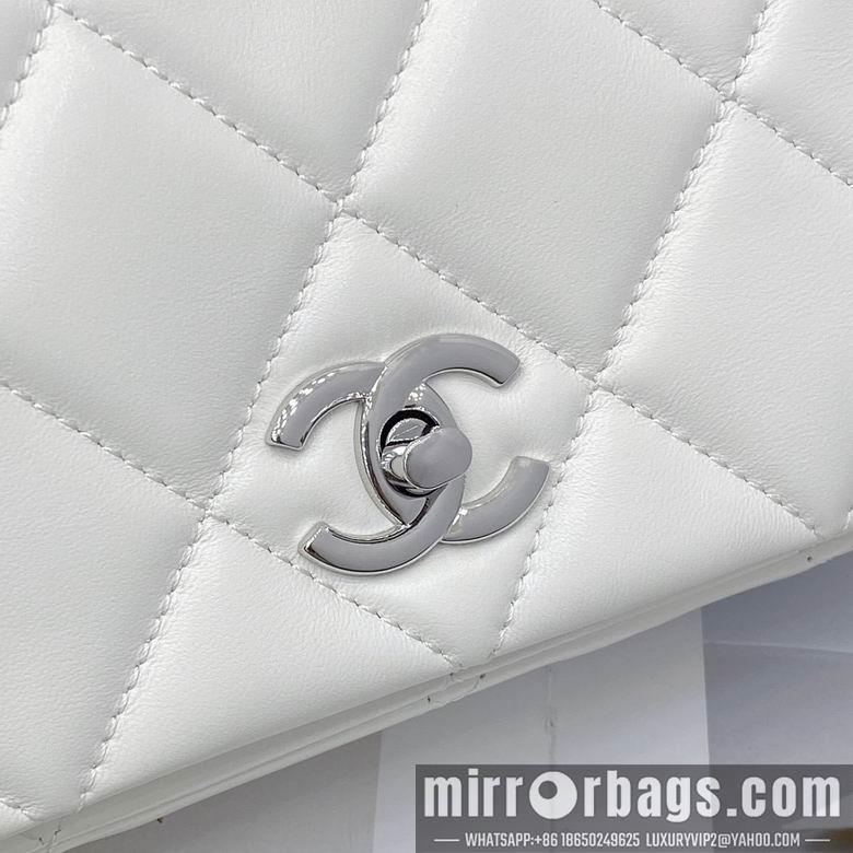 1:1 Replica Chanel Bags SS2023 22cm YG 2colour