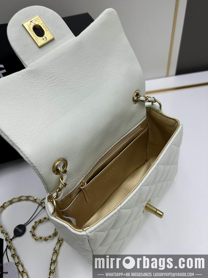 1:1 Replica Chanel Bags Chanel 5112 13x18x7cm jj2