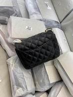 1:1 Replica Chanel Bags BT1786  17cm