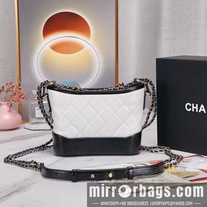 1:1 Replica Chanel Bags 221111 20cm WO