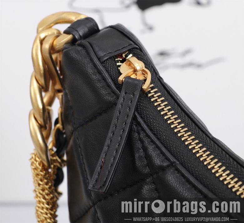 1:1 Replica Chanel Bags 8842 17.5X24X6cm XMY 3colour