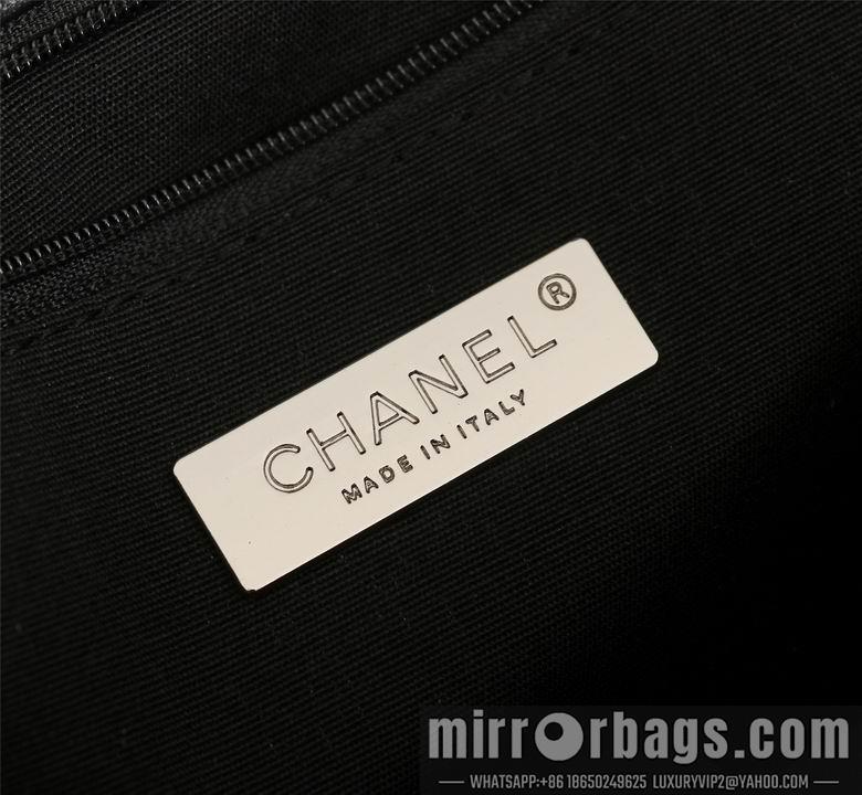 1:1 Replica Chanel Bags 8949 26X17X7cm WO