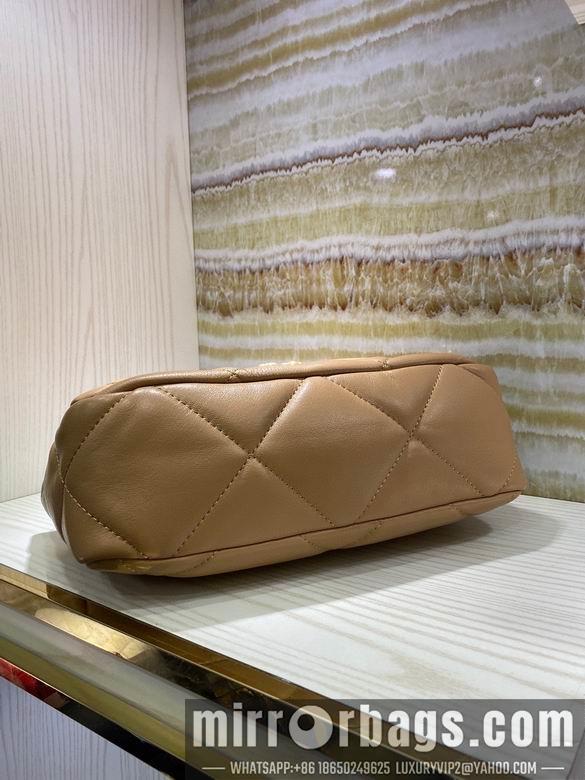1:1 Replica Chanel Bags BT33845 16X26X9