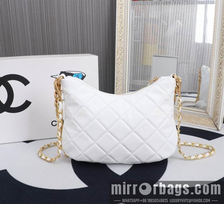 1:1 Replica Chanel Bags 8842 17.5X24X6cm XMY 3colour