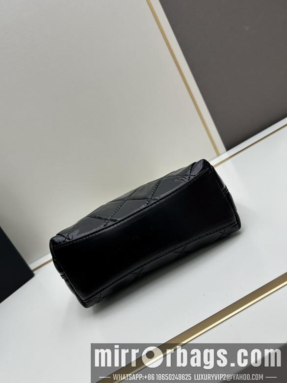 1:1 Replica Chanel Bags Chanel 1006 22.5x19.5x8.5cm jj
