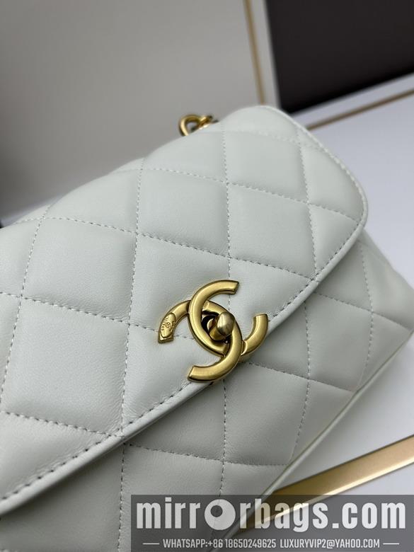 1:1 Replica Chanel Bags Chanel 5115 13x20.5x6.5cm jj2