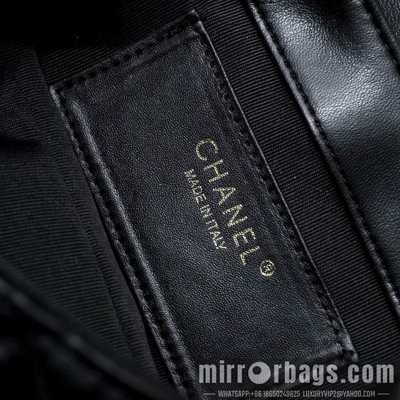 1:1 Replica Chanel Bags 4611 17.5X20X5cm WO