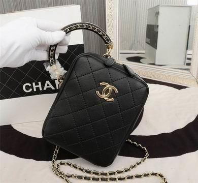 1:1 Replica Chanel Bags 8222 17.5X14X7cm WO 2colour