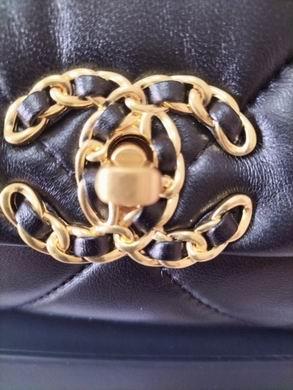 1:1 Replica Chanel Bags 19bag 8071 22X13X8cm WO