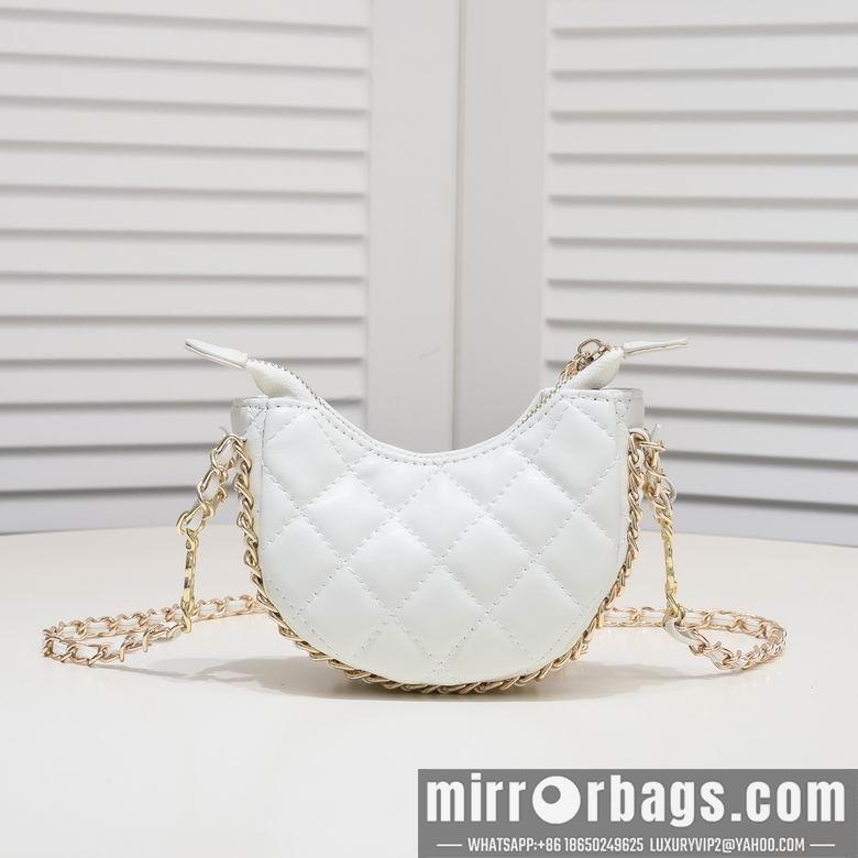 1:1 Replica Chanel Bags 8098 4.1X3.7X2cm WO  4colour