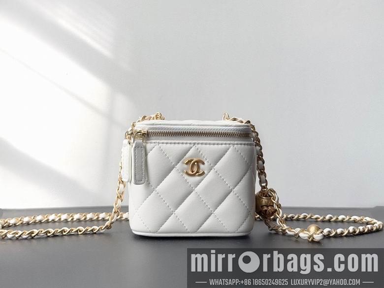 1:1 Replica Chanel Bags 8.5X11X7cm 030903 WO 2colour