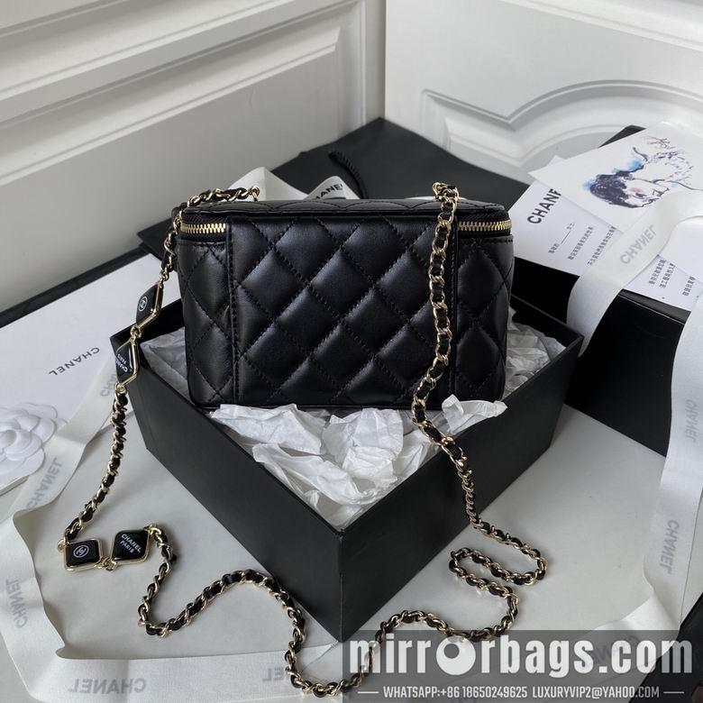 1:1 Replica Chanel Bags A96018 17X9.5X8cm WO