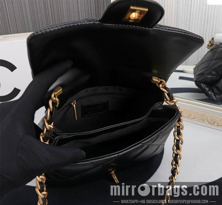 1:1 Replica Chanel Bags 8825 18X23X9cm XMY