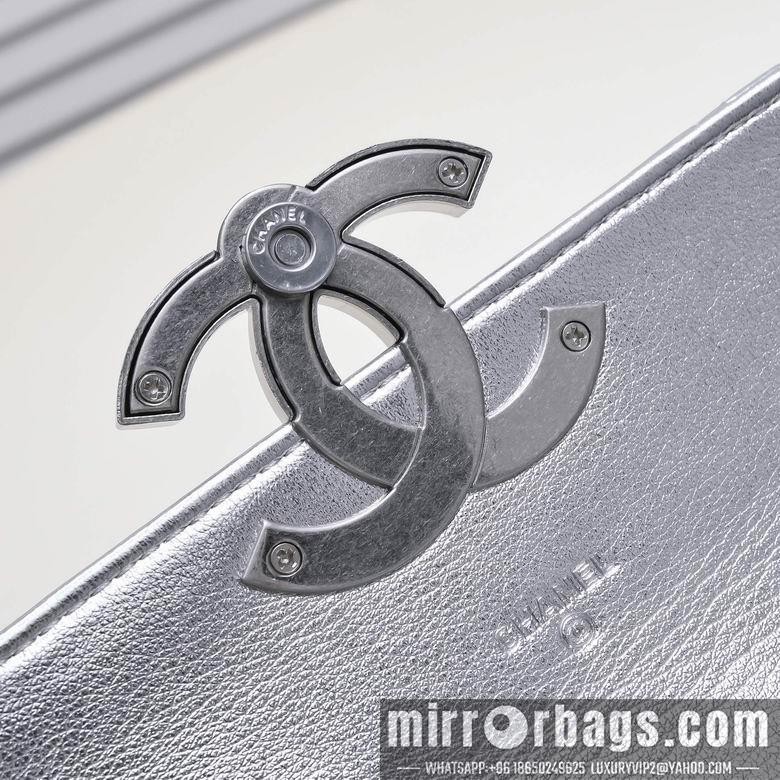 1:1 Replica Chanel Bags 3343 17cm WO 2colour