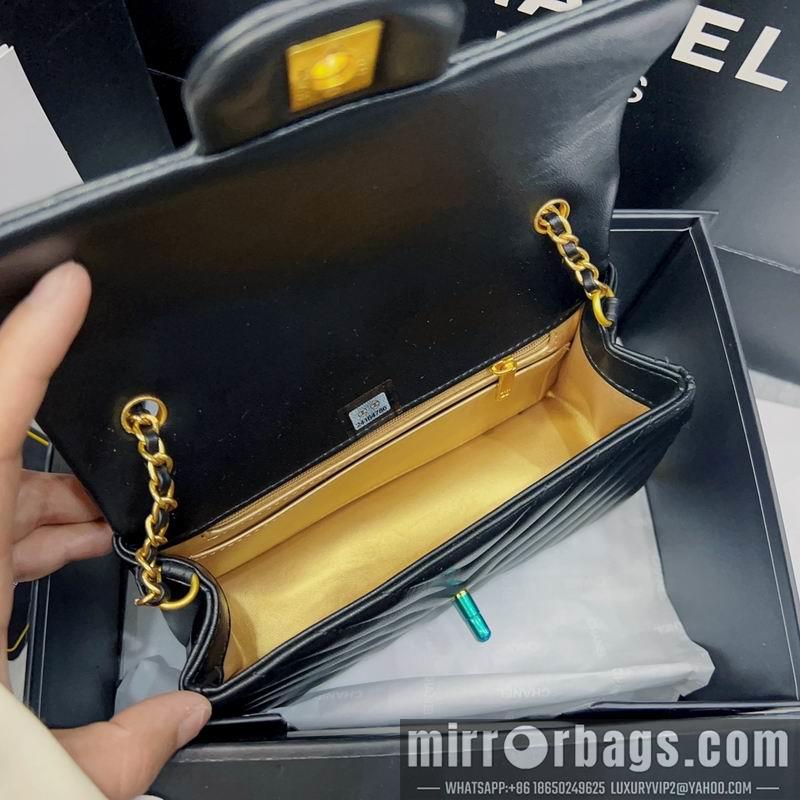 1:1 Replica Chanel Bags Chanel 羊皮20cm CN