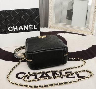 1:1 Replica Chanel Bags 8222 17.5X14X7cm WO 2colour