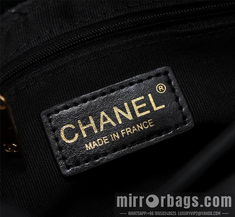 1:1 Replica Chanel Bags 8825 18X23X9cm XMY