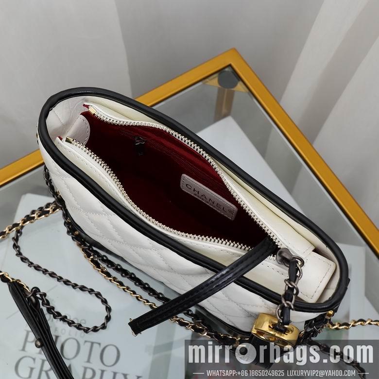 1:1 Replica Chanel Bags 6683 20cm YG 2colour