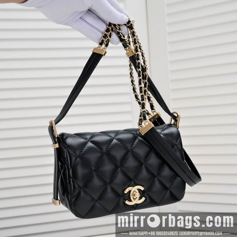1:1 Replica Chanel Bags 9033 19X13X8cm WO