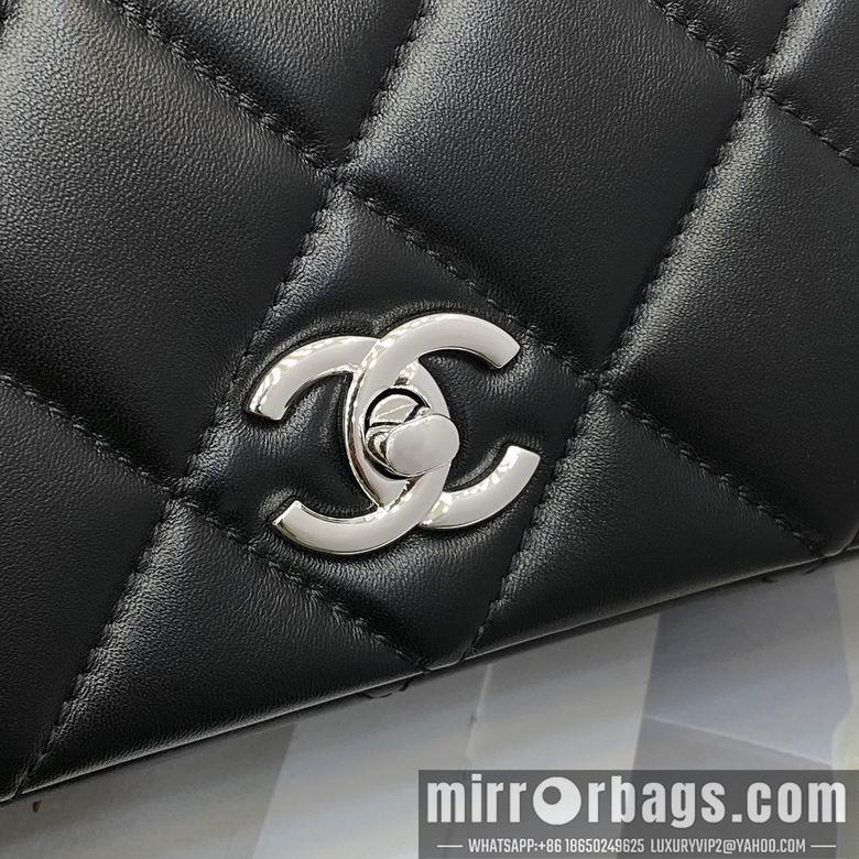 1:1 Replica Chanel Bags SS2023 22cm YG 2colour