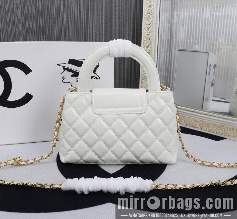 1:1 Replica Chanel Bags 8860 13X19X7cm XMY 2