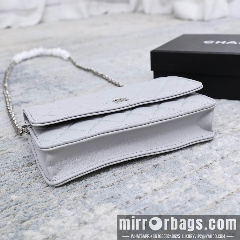 1:1 Replica Chanel Bags 33814 19cm YG 11