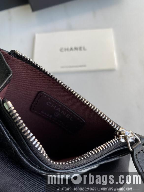 1:1 Replica Chanel Bags A84105 9X11.5cm YG 5