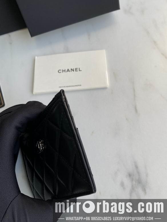 1:1 Replica Chanel Bags A84105 9X11.5cm YG 5