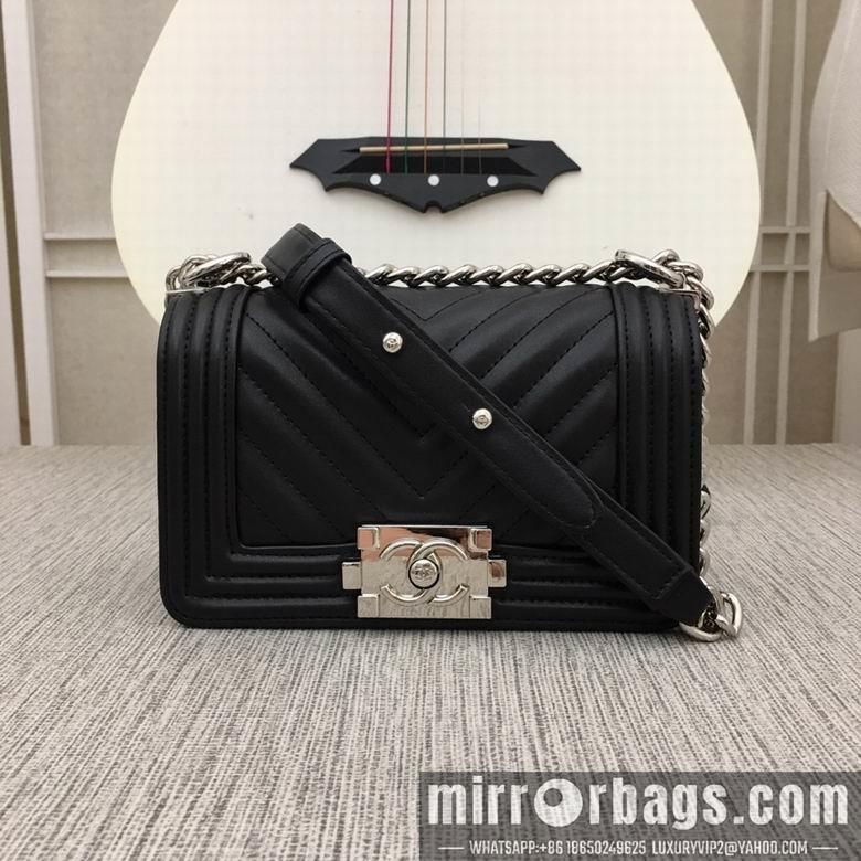 1:1 Replica Chanel Bags 67085 20X12X7.5cm XMY 19