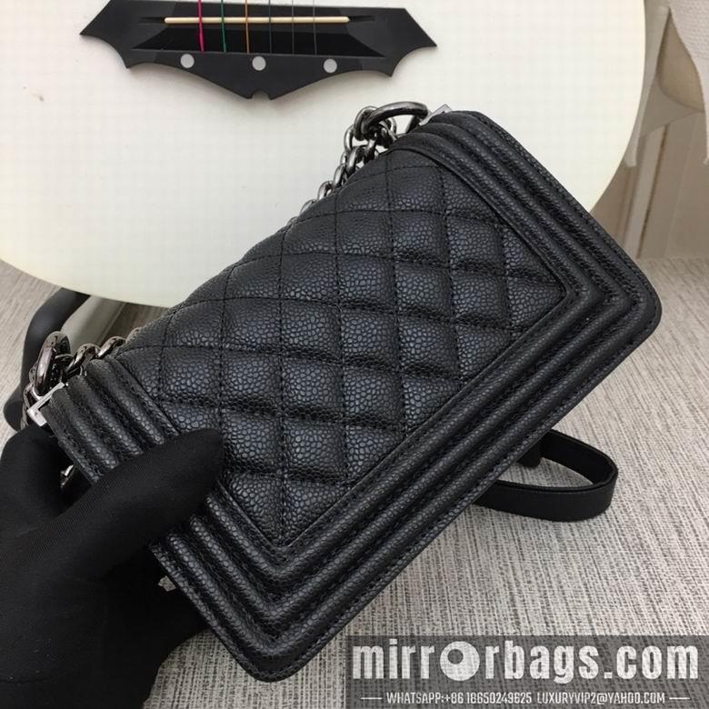 1:1 Replica Chanel Bags 67085 20X12X7.5cm XMY 3