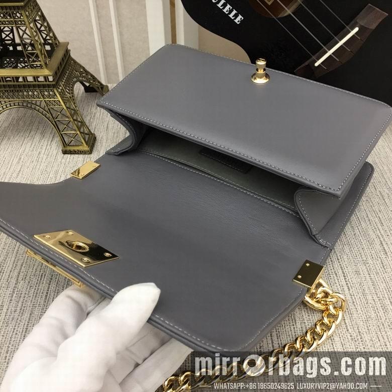 1:1 Replica Chanel Bags 67086 25X15X7.5cm XMY 10